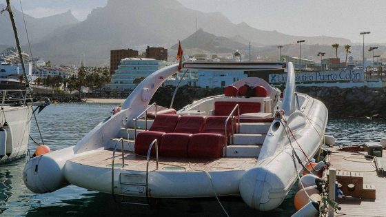 watersports-tenerife-sailing-opera-boat-in-port